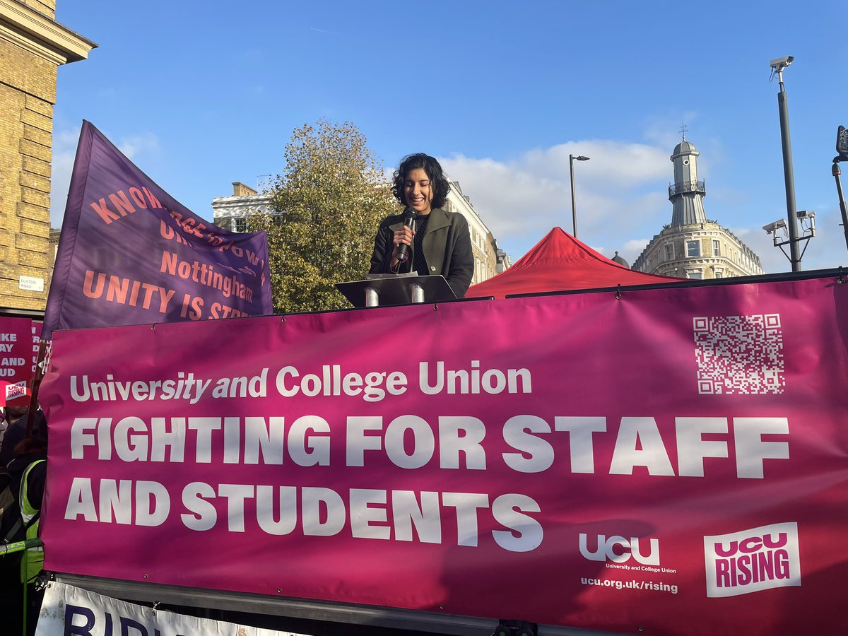 STUDENTS ARE WITH US ✊

“How can staff provide the environment students can learn in when staff are exhausted beyond belief” 

Spot on @nehaalnus 🎯

#ucuRISING