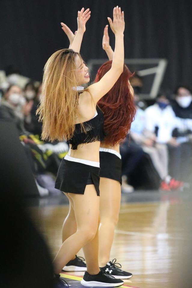 gxjtk787's tweet photo. 【ちょっとだけよ❤️】
熱いぜBリーグ🔥

#群馬クレインサンダーズ
#サンダーガールズ
#太田市運動公園市民体育館 https://t.co/XKy2LNsotc
