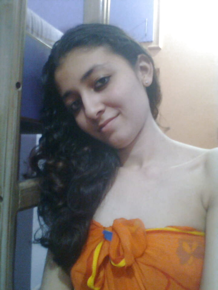 pujadarling9's tweet photo. Video call whatsapp number 

 92792 37309 https://t.co/YKPmvnWyc5