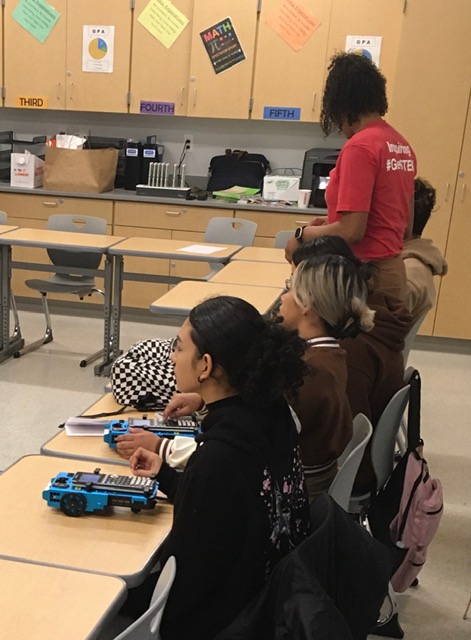 PHSClippers500's tweet photo. Attendance in Algebra class makes the TI Stem Squad event happening today more in engaging. Texas Instruments brought the Robots and the Programing challenge is on! Inspiring #GenSTEM #PattersonPride @BaltCitySchools https://t.co/iBqQpYb66q