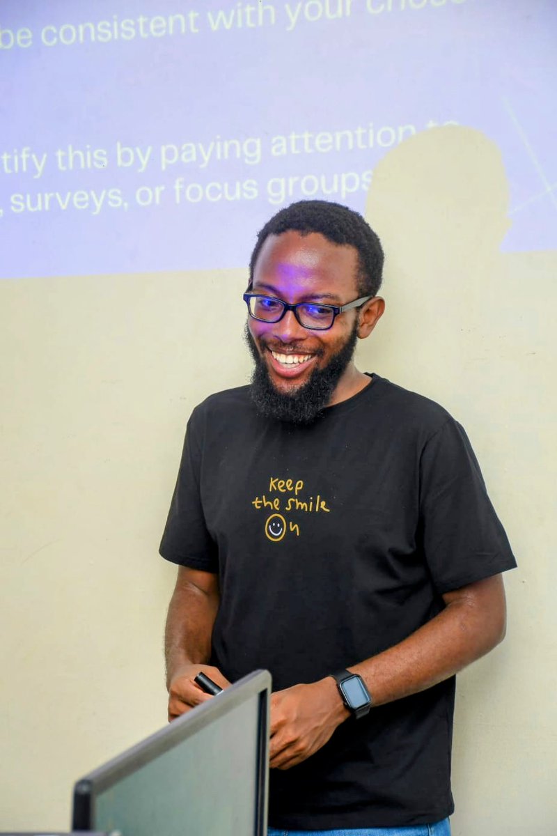 antony_wugoma's tweet photo. It was a fun and engaging session taking the Codehack ladies @pwaniteknowgalz through Digital Marketing.This session involved marketing of themselves as software developers and also marketing of their products ,services for their businesses since they are also entrepreneurs.1/4 https://t.co/FQNtsuixXJ