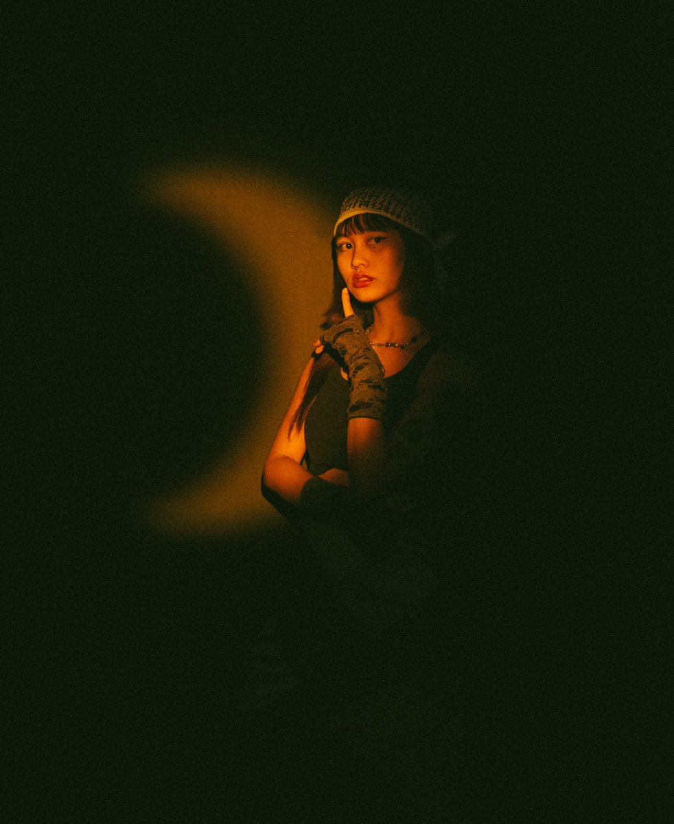 m_doops's tweet photo. Just hump day things. ✨

📷: https://t.co/wvhJXLq4pc

#portrait #photography #humpday https://t.co/pfhRs6Uc1V