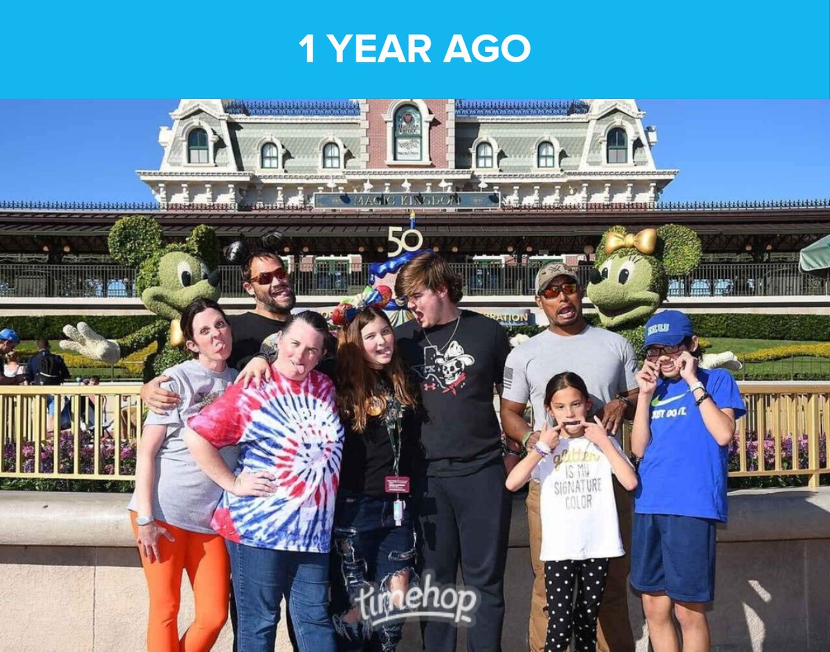 Our last family photo before heading to the airport. What a great 7 days!! #DisneyWorld50 #Thanksgiving2021 #FamilyVacation