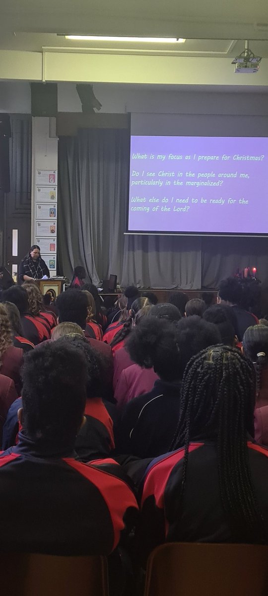 MsDLawrence's tweet photo. Absolutely beautiful advent assembly delivered to @StAnnes_N13 Key stage 3 this morning "The flame reminds us that Jesus is the light in the darkness" https://t.co/NefM3rJDqB
