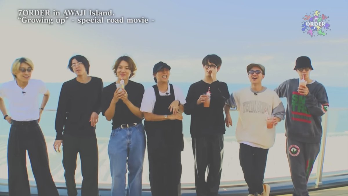 Reeta_order's tweet photo. どんな時だって
どんな場所にいたって
変わらない心
変わらずに歌うよ
7人で歩む道を選んでくれてありがとう💓❤️🧡💛💚💜💙🌈
#7ORDER
#Lovetune
#SevenOrder
#MakeHappyORDER https://t.co/RRGbPXOqKV