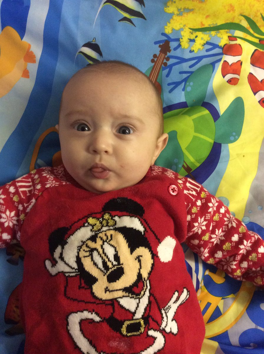 EgremontEYFS's tweet photo. What gorgeous babies we had at sensory group! We enjoyed reading stories, playing instruments, scrunching tinsel and creating our Christmas door! #EPSbabysensory #welovechristmas #makelotsofnoise https://t.co/LXC0scrUlN