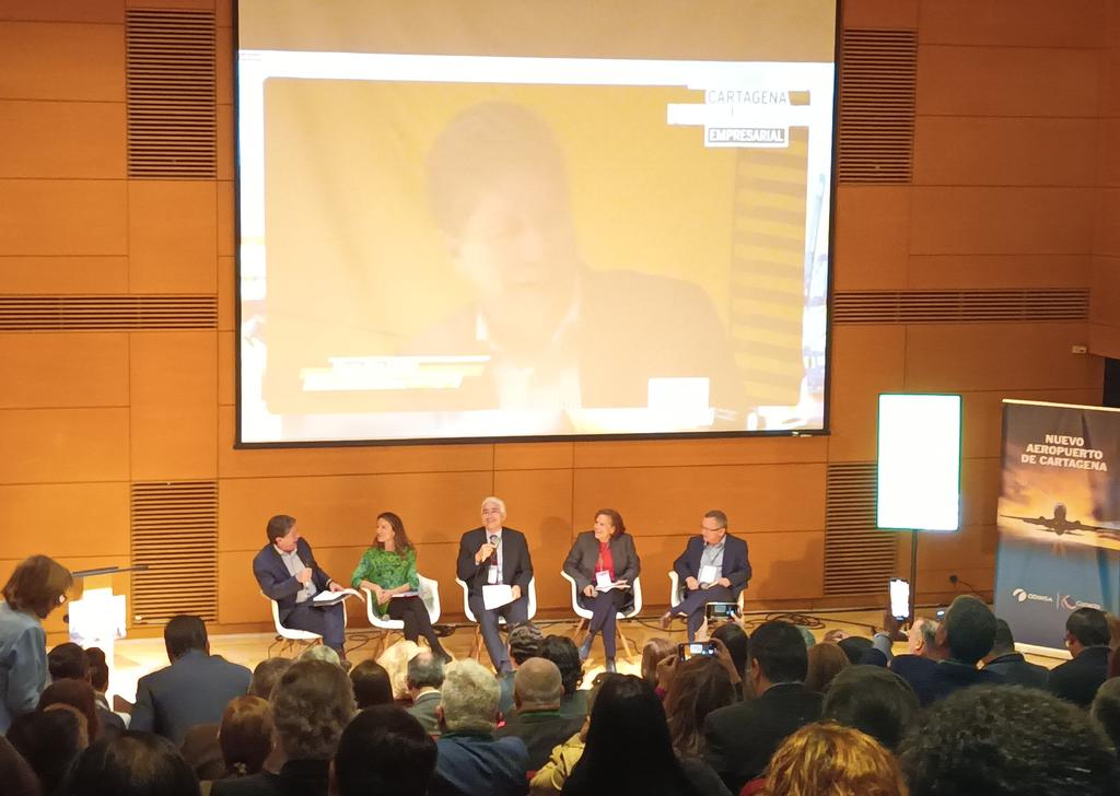 Apd_Colombia's tweet image. Panel 1: Fortalezas y oportunidades para el desarrollo industrial y empresarial de Cartagena
@BruceMacMaster @ANDI_Colombia @Juamejp @EsenttiaSA @jaime_bonet @BancoRepublica @NataliaBohorCas @CorpoturismoCTG @CotelgoCtg. @Apdcol @Eluniversalctg  #ForosEU #CartagenaEmpresarial