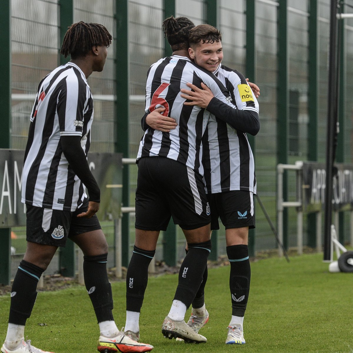 NUFC's tweet photo. ⚽️⚽️⚽️⚽️⚽️⚽️

#NUFC's Academy continued their 100 per cent winning start in the Al Abtal Friendly Games following a 6-0 win against Saudi White Falcons.

Michael Ndiweni's hat-trick and strikes from Shaun Mavididi, Jamie Miley and Kyle Crossley secured the victory.

⚫️⚪️