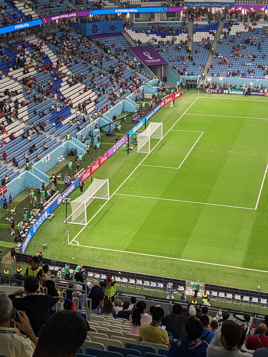 Tonight they are trying a new goal system, two goals, one goalie. Requested by the 2026 US world cup hosts, they hope it will lead to more goals, if this is successful they will then be tryingg games split into nine ten minute segments.  #Fifaworldcup
