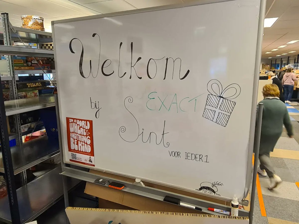 ME_I_ON's tweet photo. Aanstaande maandag 5 December vieren we Sinterklaas in buurtkamer de Luyk!

Vandaag hebben we een lading cadeaus  opgehaald bij stichting @sintvoorieder1! Namens de organisatie gaat onze dank uit naar de stichting!

#iederkindverdienteencadeau #jeugd #zuidwest #Moerwijk https://t.co/lDg9qEitan