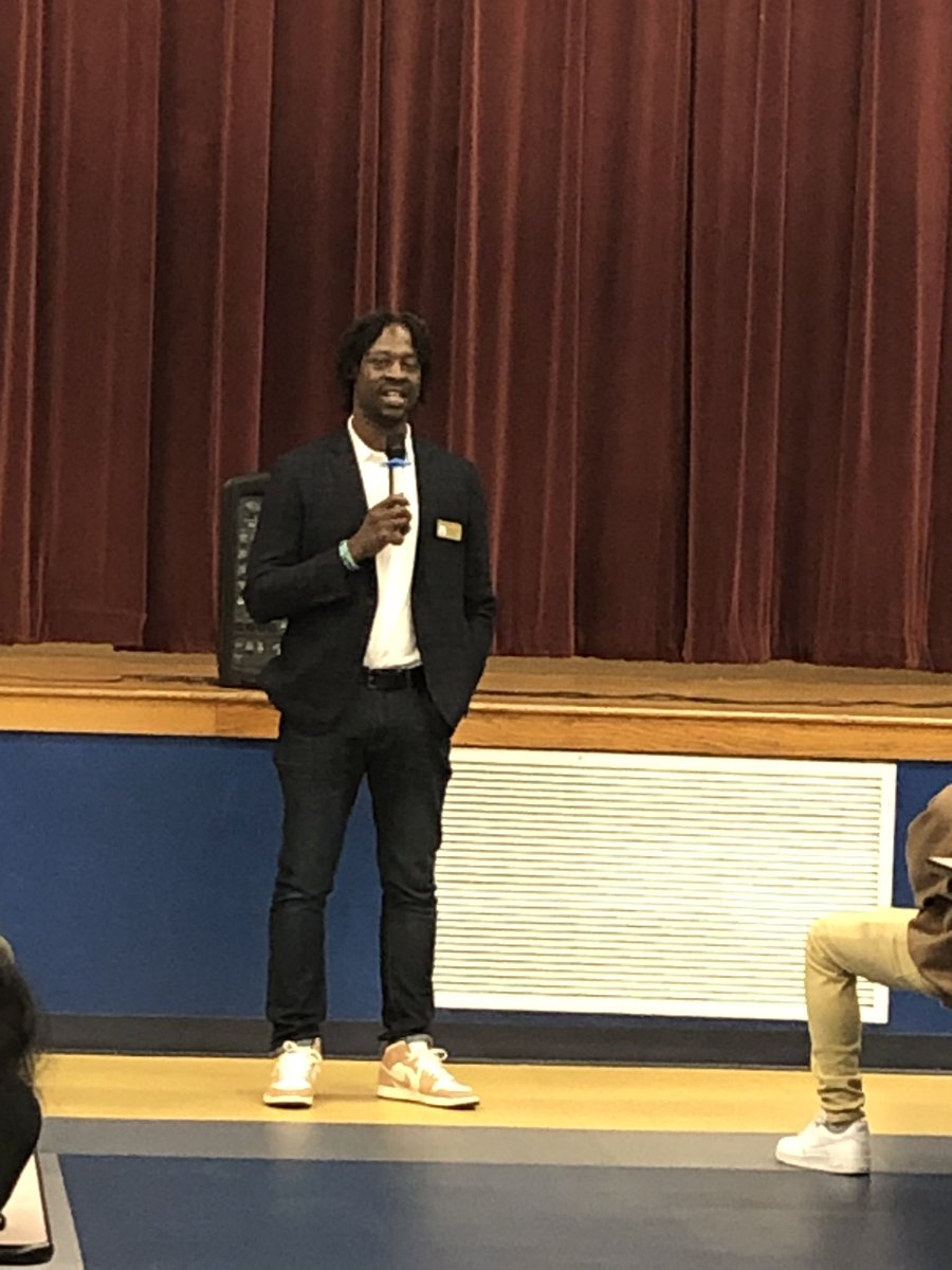 Theresa Walthour (@tmwalthour1) on Twitter photo “Find a way or make a way” is the message Mr Justin Frazier gave to our students today! #thefuturestartshere <a href="/akjohnsonEdS/">Dr. Anthony K. Johnson</a> <a href="/involved_in/">Parents Involved In Liberty County Schools</a> “Find a way or make a way” is the message Mr Justin Frazier gave to our students today! #thefuturestartshere <a href="/akjohnsonEdS/">Dr. Anthony K. Johnson</a> <a href="/involved_in/">Parents Involved In Liberty County Schools</a>