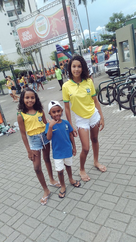 cerejinhathaay's tweet photo. Não sou uma mãe perfeita, mas eu tento fazer da melhor forma o meu papel 🥺

Minha vidas, meus tesouros e minha força 💪😍😍❤️❤️💙 https://t.co/XfLBZFcMKu