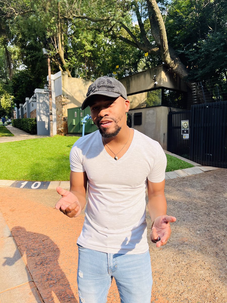 Charlto_Ndima's tweet photo. Ola https://t.co/d0wx81OEWU