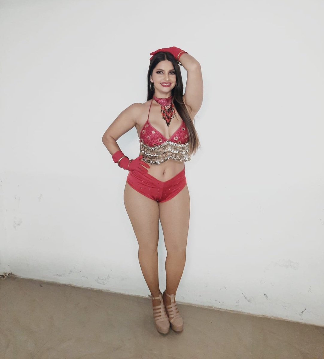 Sin duda mi sonrisa refleja la pasión, el goce y la alegría con la que vivo cada función de lucha libre! Muy feliz 🥳
Gracias Dios 🙏

Hermoso jueves a todos! 💕