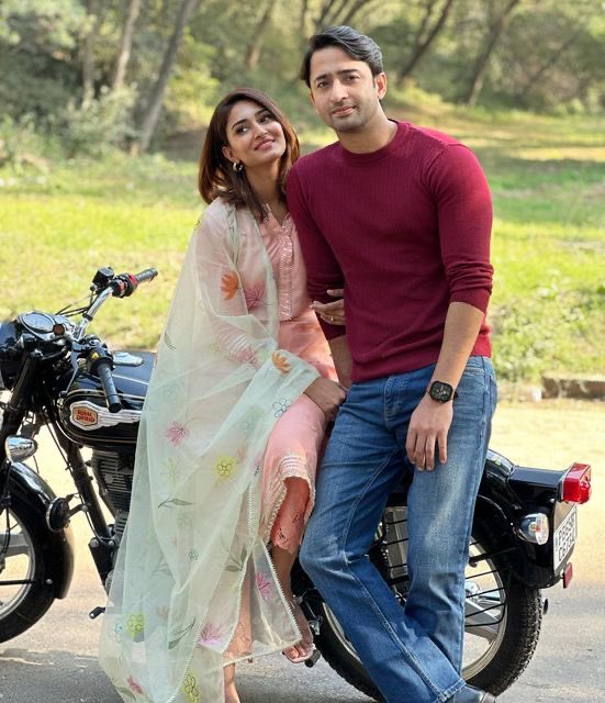 NabilaKhawaja's tweet photo. Nostalgia!!!!!
All the beautiful memories as a fandom we made are coming back. The craze we had for #Devakshi &amp; for them individually was totally different.
I’m so excited
#ShaheerSheikh #EricaFernandes @Shaheer_S @IamEJF https://t.co/ztyydoCmdL