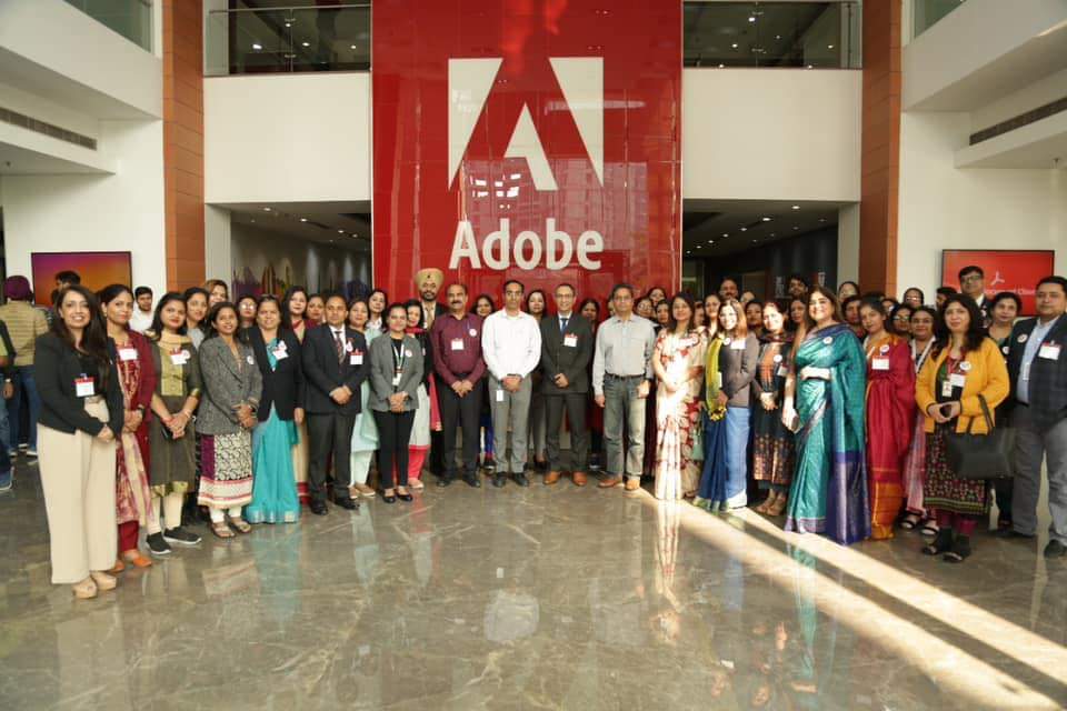 Adobe Creative educators Meet up 2022 
#knps #adobe #AdobeExpress #adobeeducators