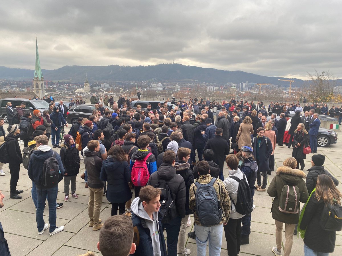 It was an honor to welcome the Italian President Sergio #Mattarella and Swiss President <a href="/ignaziocassis/">Ignazio Cassis</a> at <a href="/ETH_en/">ETH Zurich</a>. Wonderful encounters between our guests and our researchers and students. So many🇨🇭ties with 🇮🇹I! <a href="/Quirinale/">Quirinale</a> ethz.ch/de/news-und-ve…