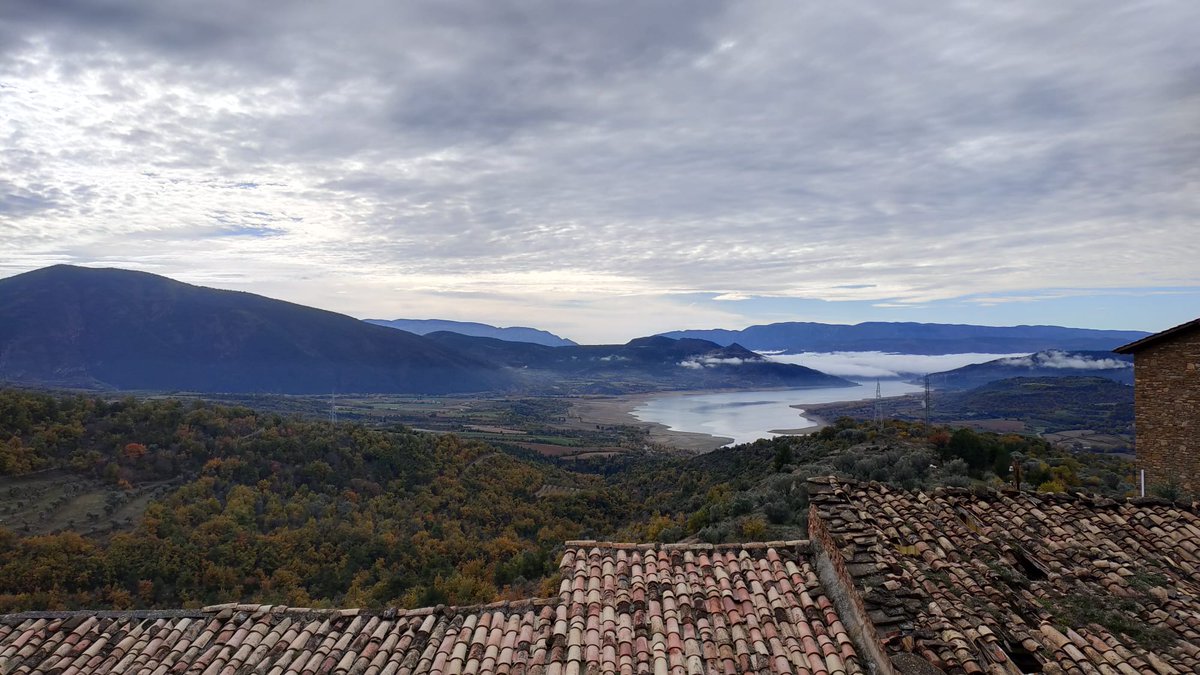 corturull's tweet photo. Escapada a la Rectoria de Claverol, un espai ideal per grups en un marc incomparable, #Claverol (Pallars Jussà)! Hem jugat, cantat, caminat... Ho necessitavem 😍😍😍 Moltes gràcies @Ll_JordiTurull! https://t.co/Dn3QrAYATB