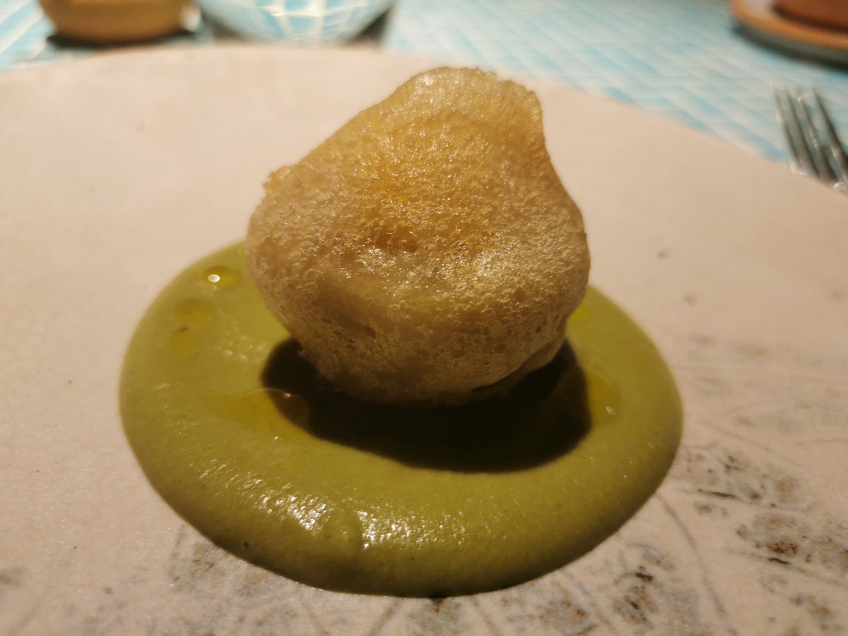 Mole de alcachofas con alcachofas en tempura sorpresa. Joé