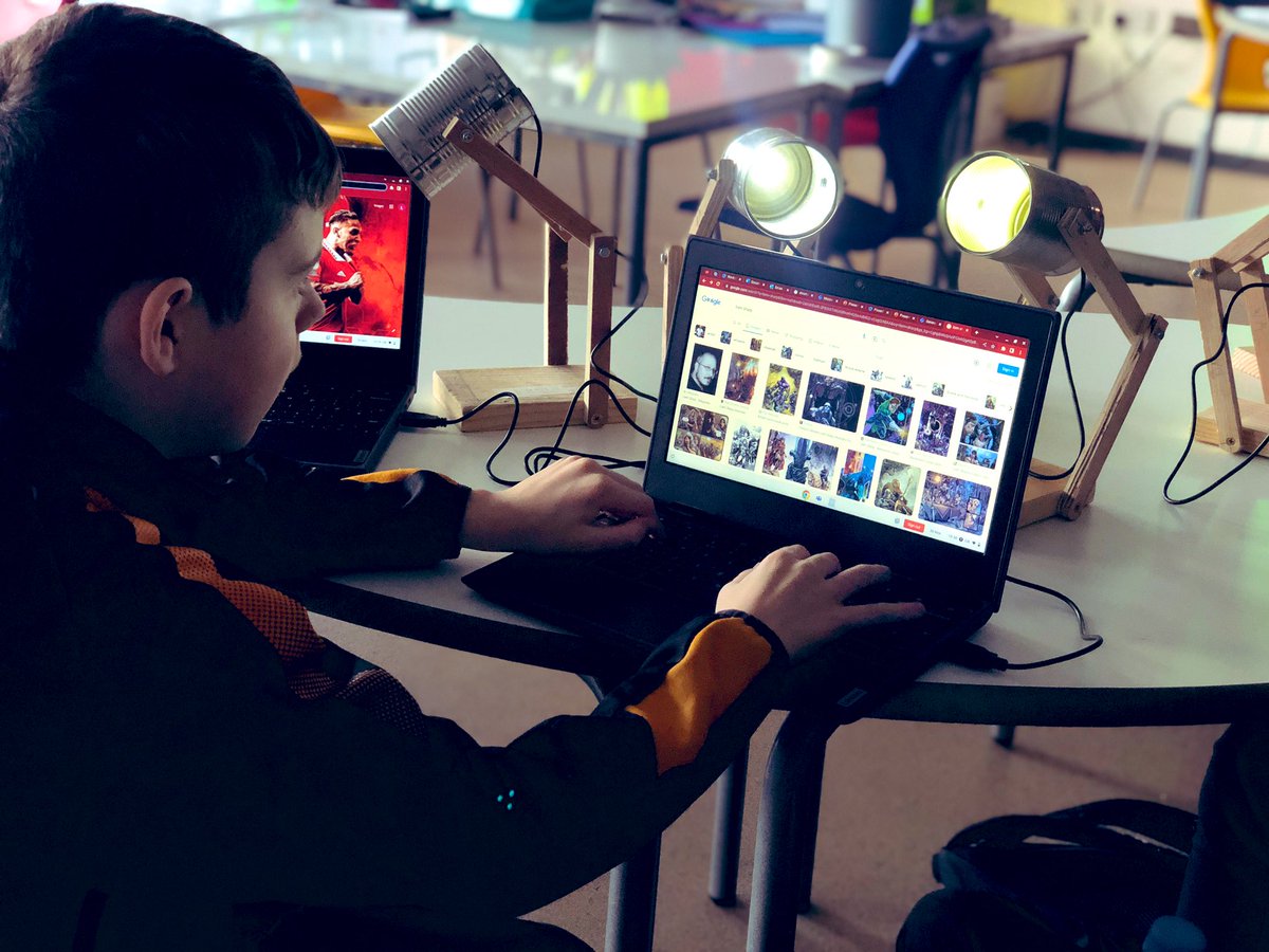 YR8s up cycled lamps are complete!!! So proud of their hard work &amp; they loved that they could plug them into their Chrome Books 👌🏼 <a href="/MaestegSchool/">Maesteg School</a> #Sustainability