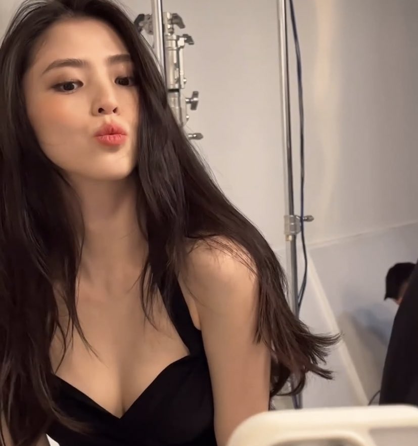 4hansohee's tweet image. the duality