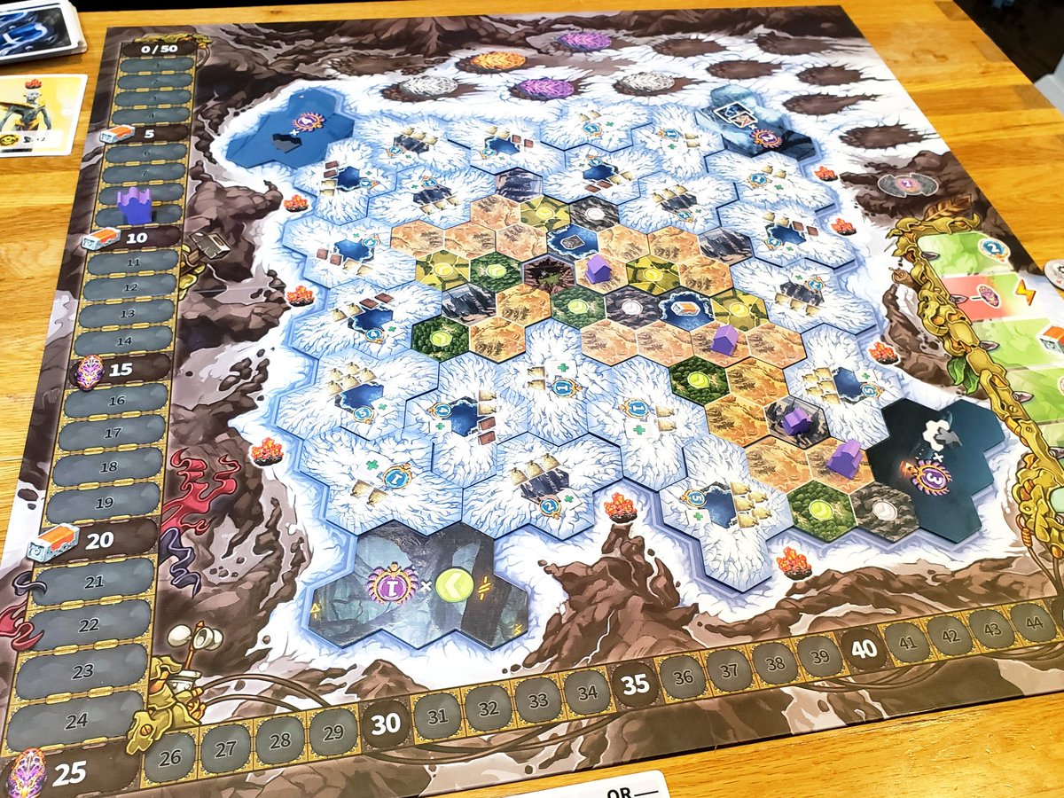 HendrikBreuer's tweet photo. 🌸 ❄Endlich geht es mal los mit Revive! Aus einer schnellen Kennenlernsolorunde wurden gleich mal drei. Der Machine Track ist etwas unübersichtlich, das Spiel macht aber einen sehr starken Ersteindruck! More to come, stay tuned.📻 https://t.co/Tl5Jphn1hR