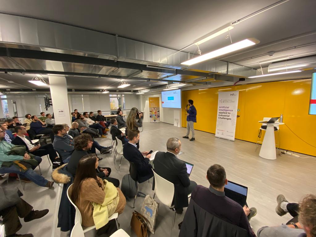HIT_trentino's tweet photo. 🗣️ In corso la presentazione delle soluzioni tecnologiche elaborate per le imprese selezionate all'Industrial #AIchallenge 🤖: Dana Italia (Arco), Microtec (Bressanone), Melinda (Cles), Deltamax (Trento), Pulsar Industry (Rovereto), Terranova (Rovereto) e Vetrosistem (Isera) https://t.co/Tb5LQrnI59