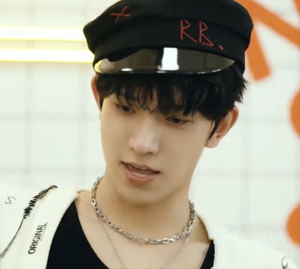 archiveoflhs's tweet photo. THIS HEESEUNG?! https://t.co/Kbd17xklO0