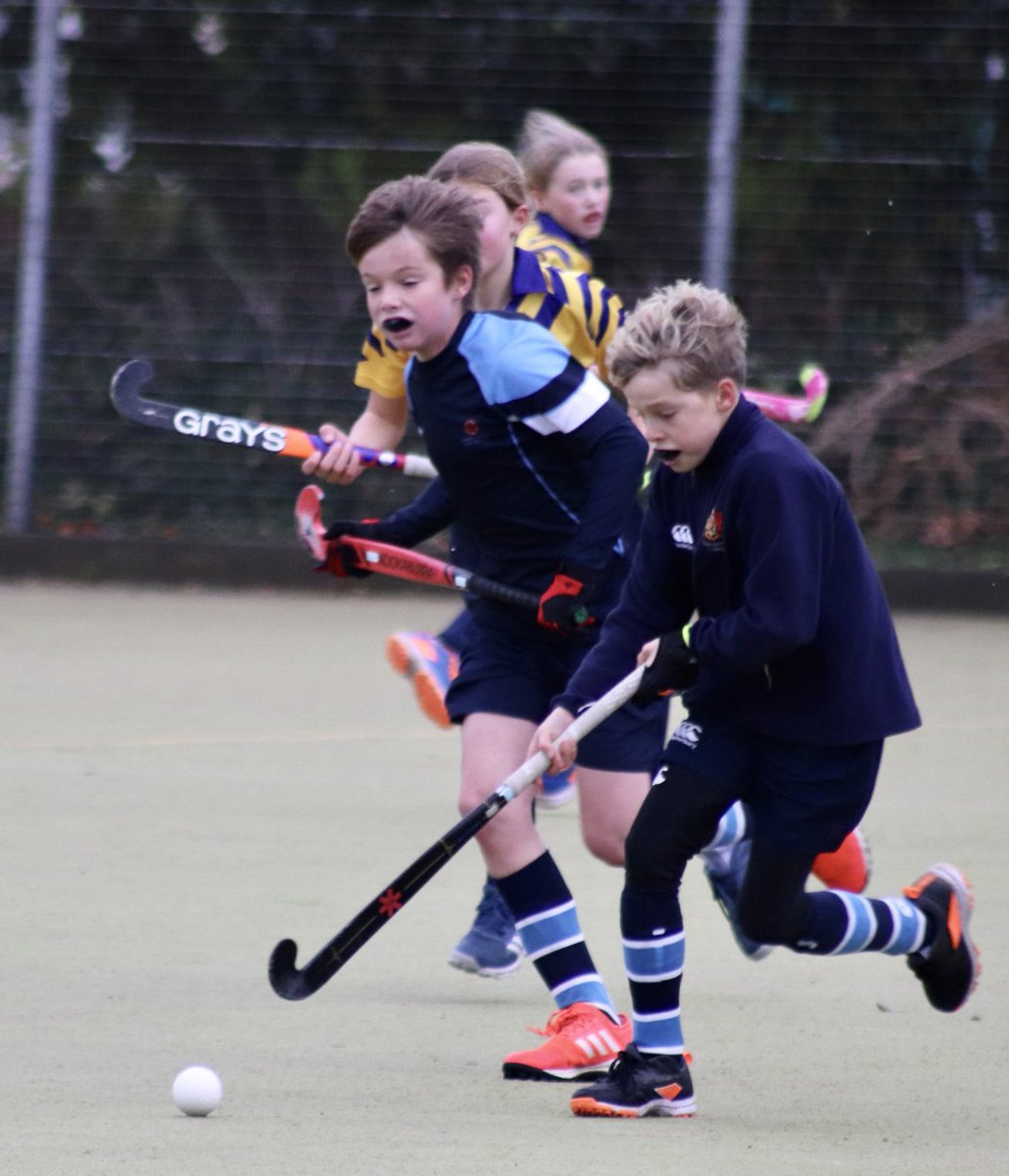 ECJS_Sport's tweet image. 🏑YEAR 5 + 6 HOCKEY🏑

Congratulations to our Year 5/6 Hockey teams who both remained undefeated finishing in the A and B ‘November Festival.’ The emphasis was participation, with some children playing their first competitive matches, but great to have their hard work rewarded!