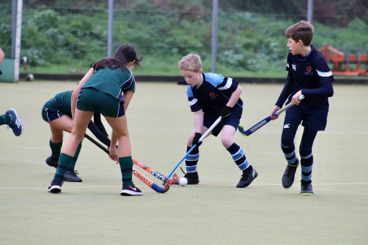 ECJS_Sport's tweet image. 🏑YEAR 5 + 6 HOCKEY🏑

Congratulations to our Year 5/6 Hockey teams who both remained undefeated finishing in the A and B ‘November Festival.’ The emphasis was participation, with some children playing their first competitive matches, but great to have their hard work rewarded!