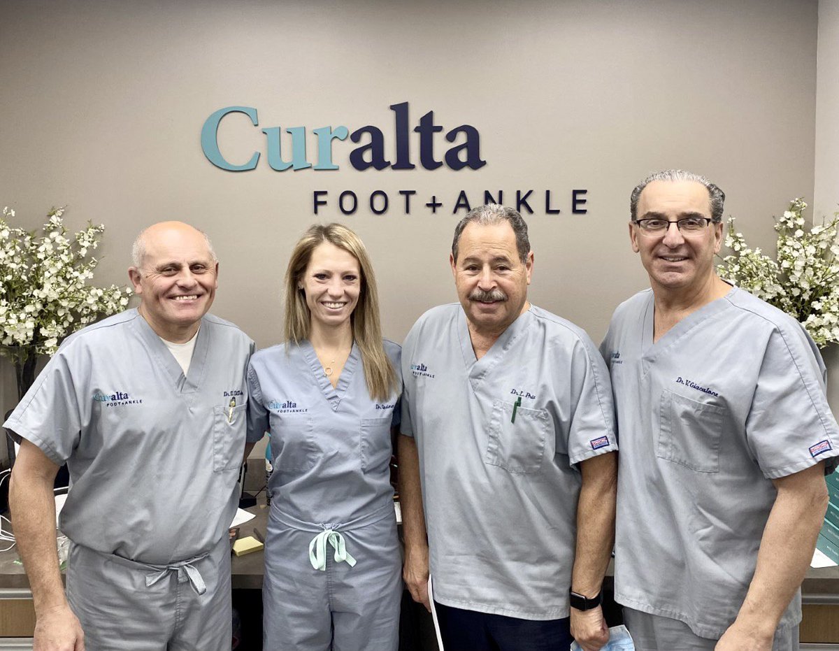 CuraltaHealth's tweet photo. Have you had a chance to visit our #WestwoodNJ office? Dr. DiTrolio, Dr. Quinn, Dr. Price and Dr. Giacalone are ready to see new patients! This office has top-of-the-line amenities, devices and more! Make an appointment today: 201-664-0225
👣🦶🏼🥼🩺 #Podiatrist #PodiatristNY https://t.co/o45kfbdLBz