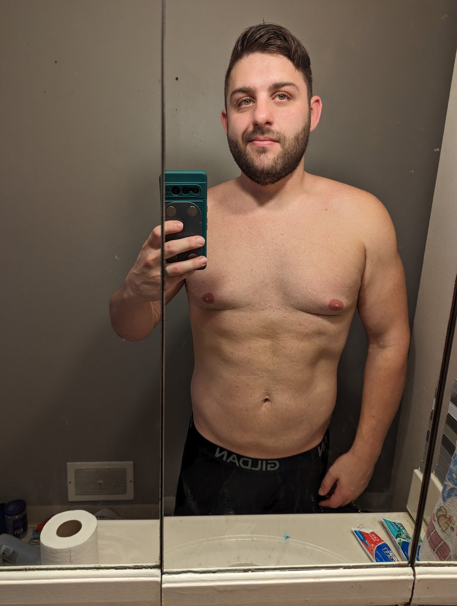 Stewloopoo's tweet image. Good Morning #dadbod #abs #FitnessModel #Michigan #googlepixel7pro @GooglePixel_US