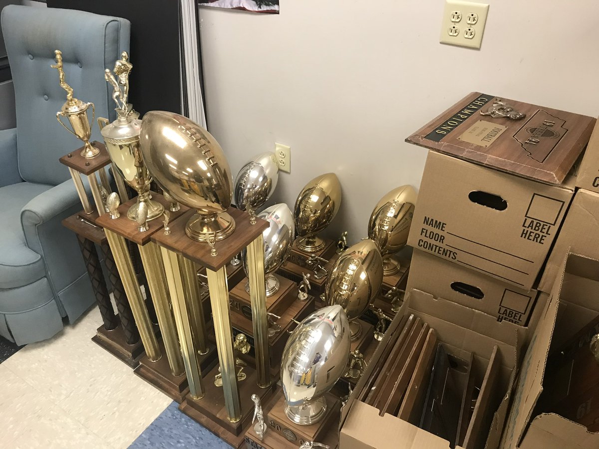 bship13's tweet photo. The day before the state championship game. Just a reminder - this was Lipscomb Football before Trent Dilfer tried to hide it in a closet. Now, go get a football coach that cares about the school again. https://t.co/mhKfpQY99k
