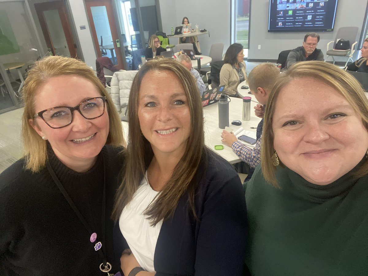 Tracy Neeley tweet media