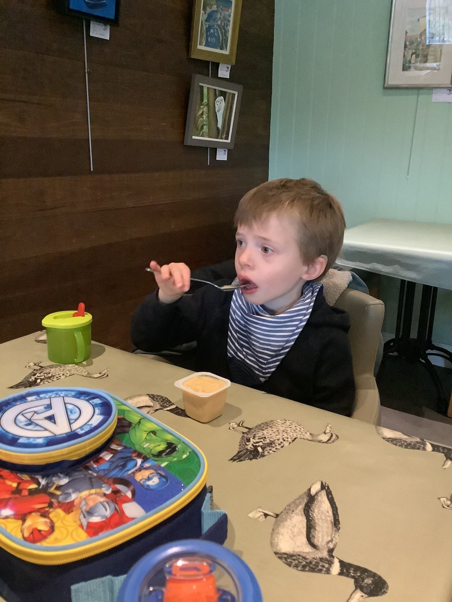 IsobelMairFC's tweet image. The children in Texa have been developing their independence during meal times in a variety of settings #socialsnack #healthandwellbeing #localcommunity #inclusion
