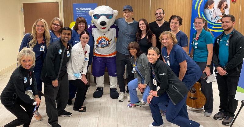 ECHL's tweet photo. Even though Hockey Fights Cancer Month comes to a close today, the fight for a cure continues.
@OrlandoHockey player @HunterFejes rang the bell last month, signifying the end of his treatment for Hodgkin's Lymphoma. 
Read more about Hunter's story in his own words here ⤵️