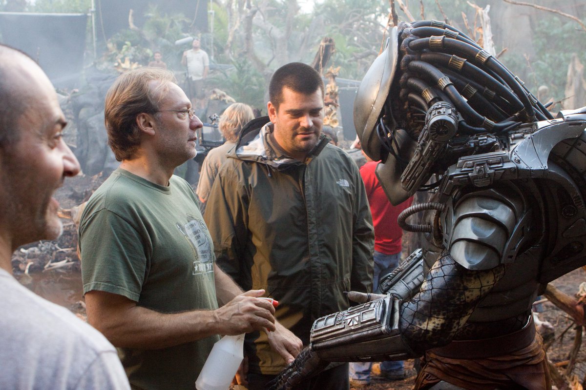 avpgalaxy's tweet photo. Celebrating his birthday today is Predators' director Nimrod Antal! Everyone at Alien vs. Predator Galaxy would like to wish him a happy 49th birthday! #HappyBirthday #NimrodAntal #Predator #Predators #Yautja #CrucifiedPredator https://t.co/OhjbQj8h3L