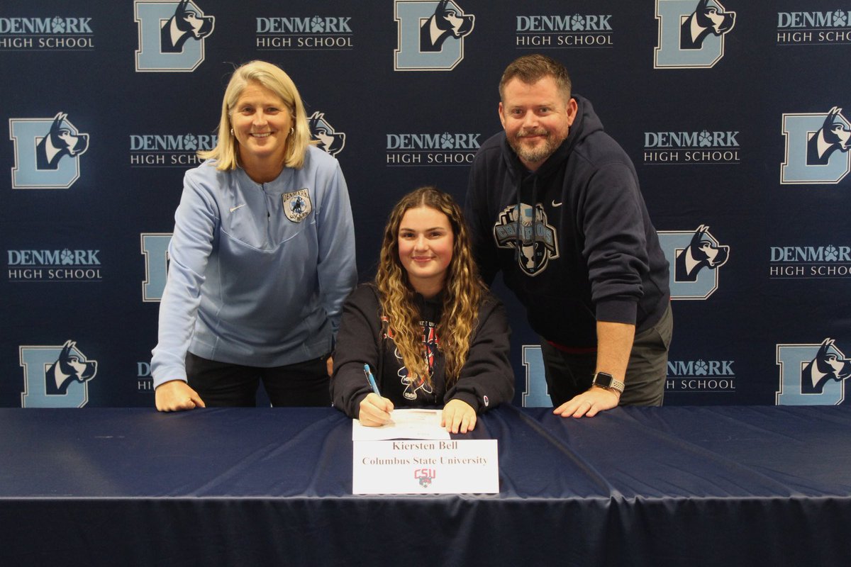 Signed!!! Thank you to everyone who came to support ❤️<a href="/CSUCougarsWSOC/">Columbus State Women’s Soccer</a> <a href="/Dhs_wms_soccer/">Denmark Womens Soccer</a>