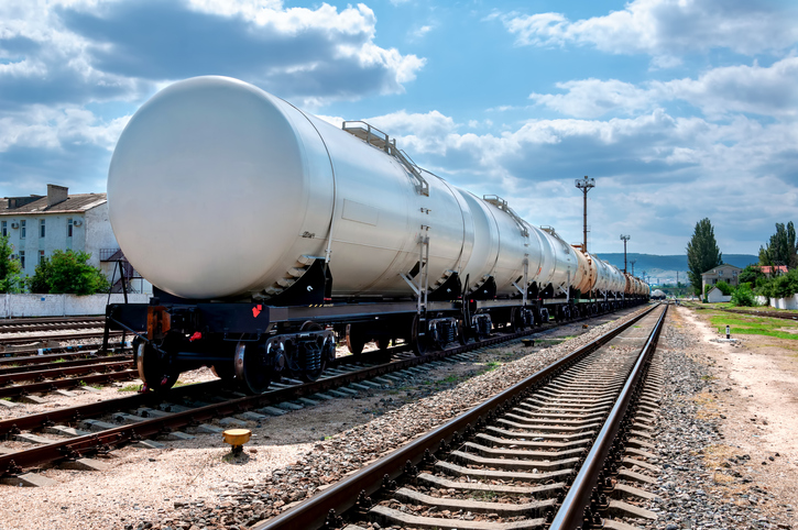socma's tweet photo. Our industry is one of the largest freight rail users, shipping more than 33K carloads per week. 

@AmChemistry estimates a #railstrike impacts approx $2.8B in chemical cargo moved weekly &amp; a month-long strike resulting in a hit to the economy of $160B, or 1% point of GDP. (1/2) https://t.co/nJYoeHD5Z4