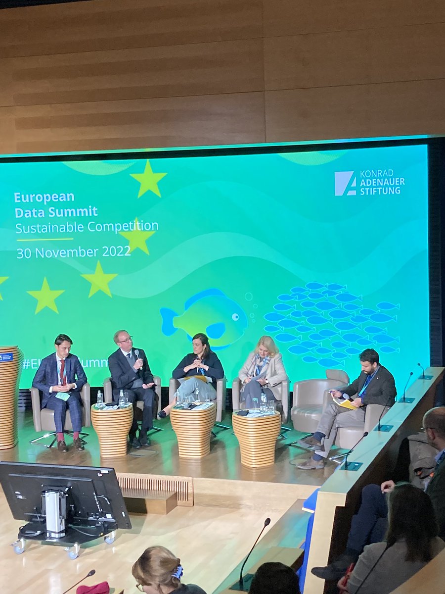 Glad to participate in the #EUDataSummit of @KASonline . Great discussion on data policy and sustainable competition