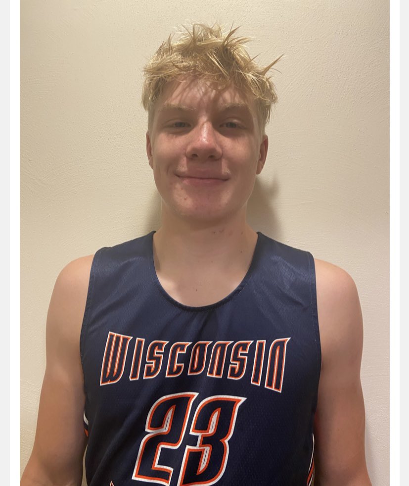 Keagan Hooker (2024) scored 14 points in Portage’s win over Beaver Dam