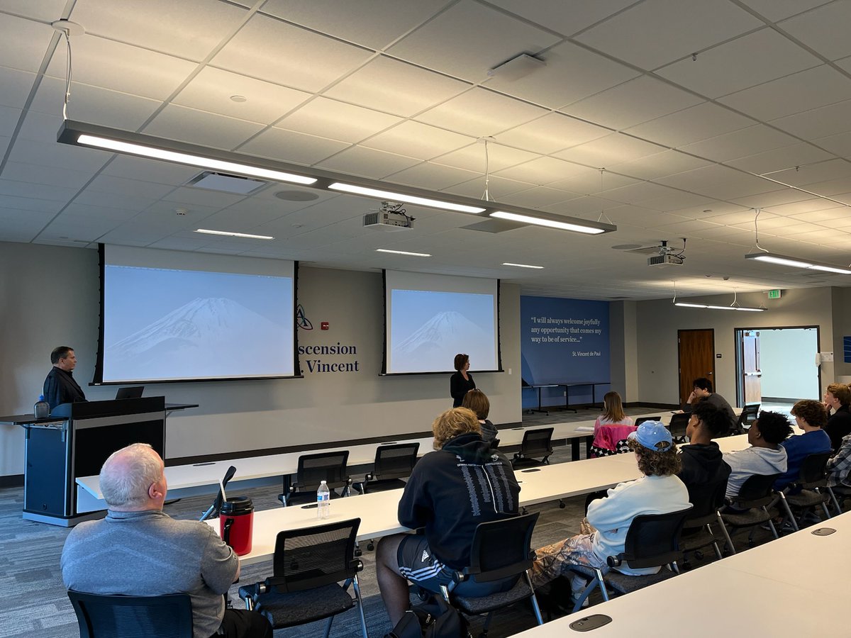 zWORKS was represented when ZCHS Entrepreneurship classes visited Zionsville Town Hall. Deputy Mayor &amp; former zWORKS board member Julie Johns-Cole, and Novilytic LLC CEO &amp; zWORKS board chairman Paul Dreier, BSc., MBA both shared their journeys to leadership &amp; entrepreneurship.