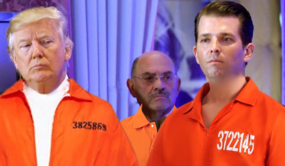 Is this week the week indictments catch up to ALL the criminals in this photo? 

@realDonaldTrump @DonaldJTrumpJr #TrumpOrg #Indcitment #Prison