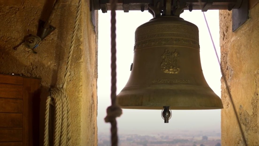 🔔 Just el dia en què celebrem el VI aniversari de les #FallesUNESCO 🔥 hem conegut que el toc manual de campanes ja és Patrimoni Immaterial de la Humanitat.

La nostra felicitació, campaners. Enhorabona! 👏

#SomPatrimoni