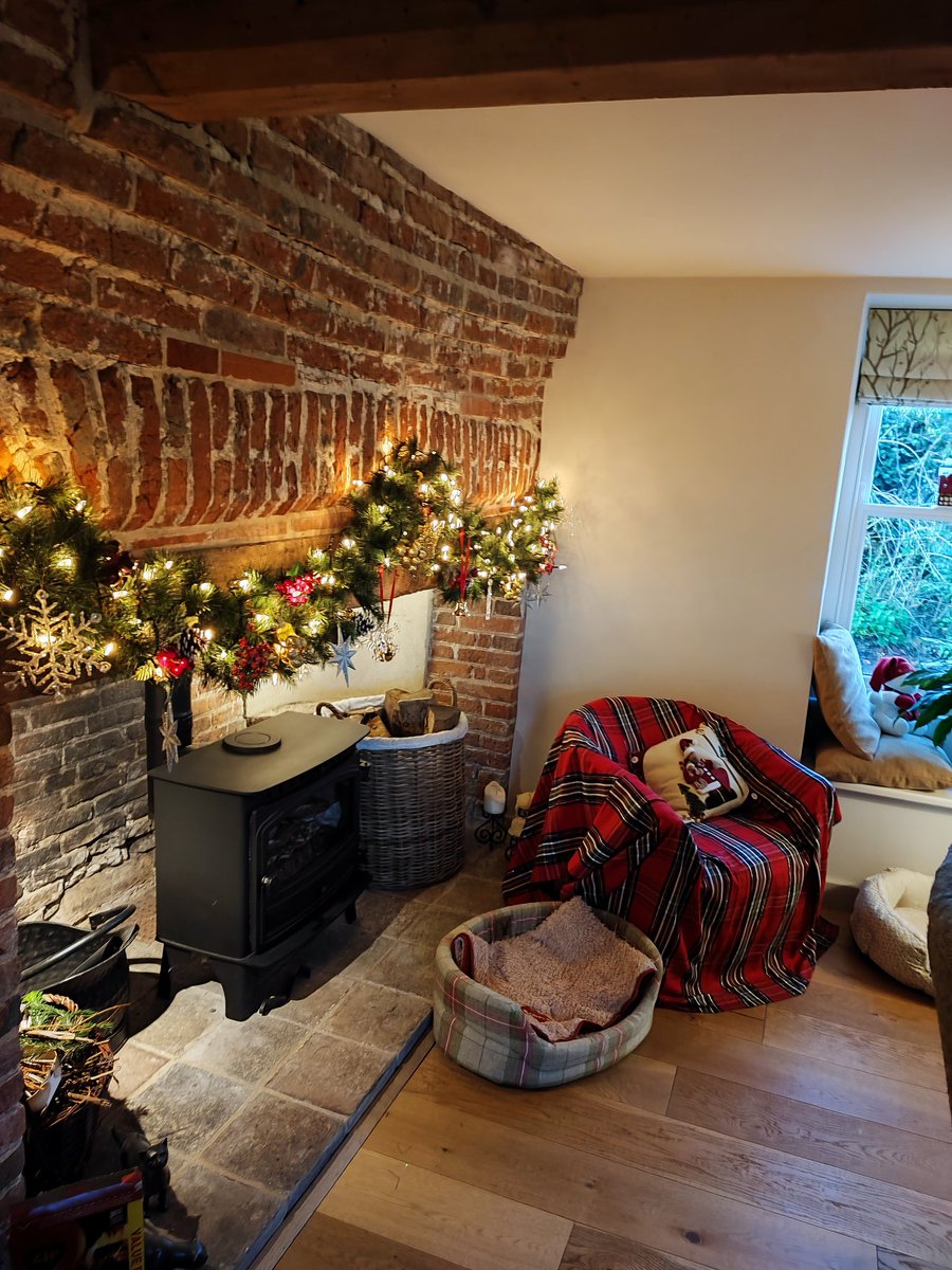 GuestKeepers's tweet photo. Keepers Cottage getting ready for the festivities 🎄
#NorthNorfolkbnb 
#NorthNorfolk 
#Bedandbreakfast https://t.co/SAHGkSPZFd