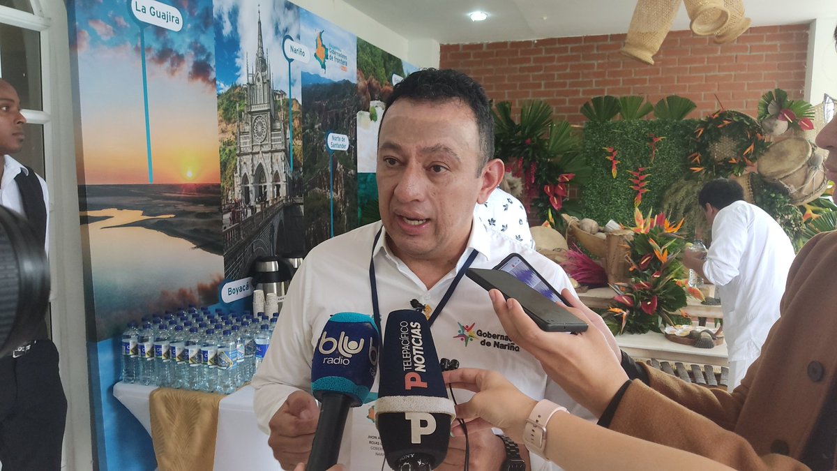 #Tumaco es sede la cumbre de gobernadores, abordamos temas de frontera, seguridad, convivencia, migración y desarrollo. Debemos abordar problemáticas fronterizas con una política pública que permita garantía de derechos y desarrollo <a href="/AlvaroLeyva/">Álvaro Leyva Durán</a> <a href="/CancilleriaCol/">Cancillería Colombia</a> <a href="/FNDCol/">FND - Federación Nacional de Departamentos</a> <a href="/gobnarino/">Gobernación de Nariño</a>