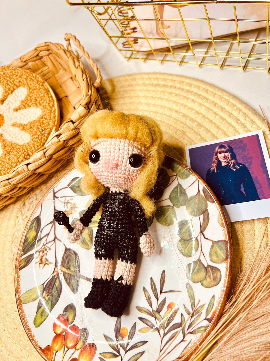 ohvillos's tweet photo. Amigurumi de Taylor Swift 😊 https://t.co/G5wGHoy4fV