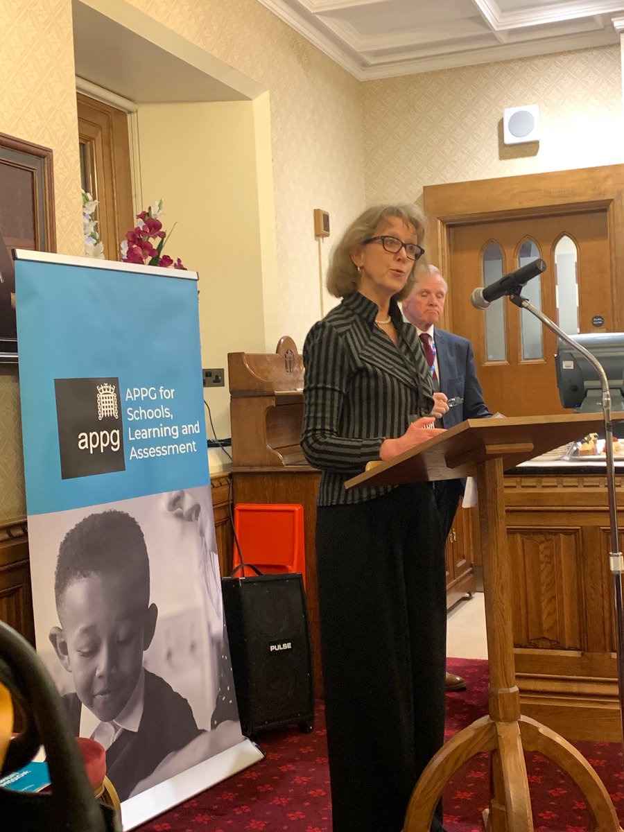 Liz Robinson tweet media