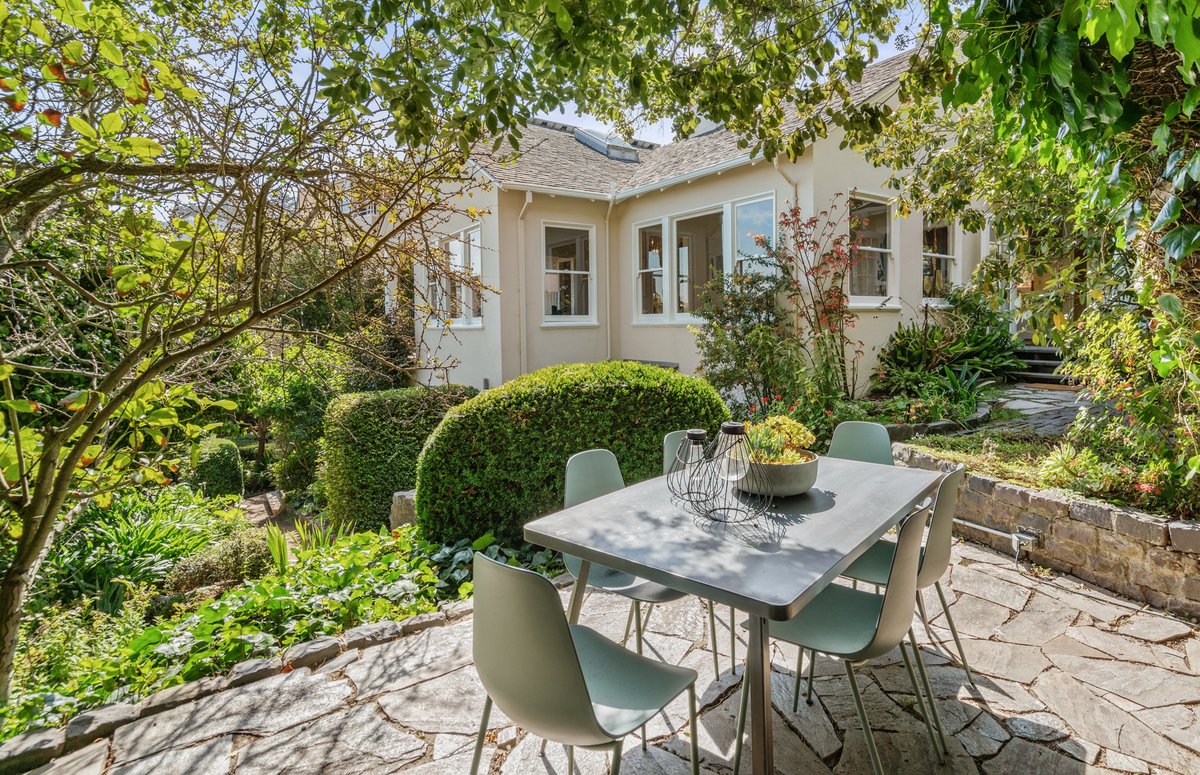 BernieAndMike's tweet image. That's a wrap on November.  
Bring on December!
#november #thatsawrap #closings #sanfranciscoluxuryrealestate #sanfranciscorealestate #sfrealtor #vanguardproperties #bernieandmikehomes #designerfinishes #listingagents #luxuryrealestate #buyeragents #sf #homes #dreamteam