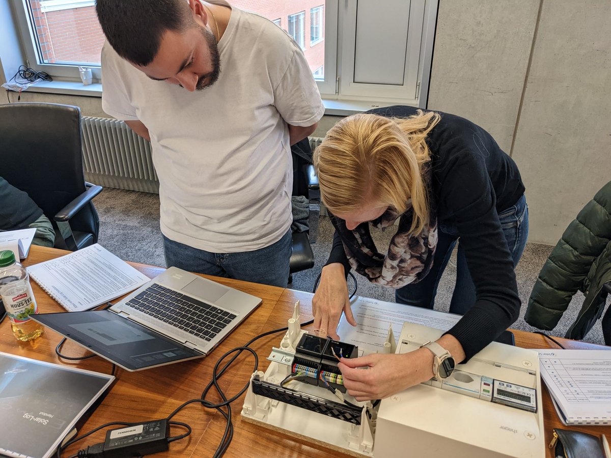 Novagrid News - Dezember 2022 🎅🎄🎆 - mailchi.mp/8cd156d5587b/n…
ChargeX goes bi-directional! Neue Schulungstermin Solar-Log im Februar 23, unsere Neu für Alt Aktion läuft ab und heisst ab 2023 Trade In.